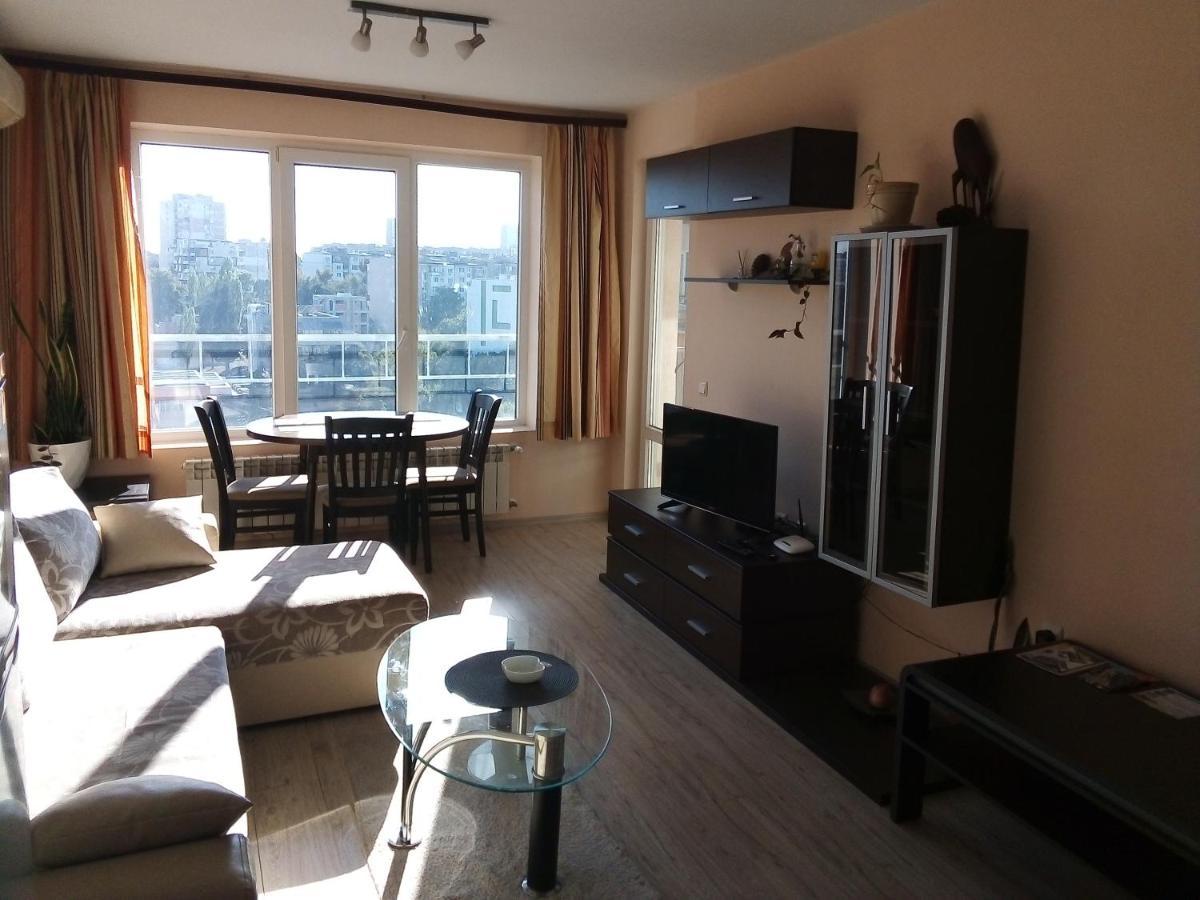 Апартамент Зорница Lejlighed Burgas City Eksteriør billede